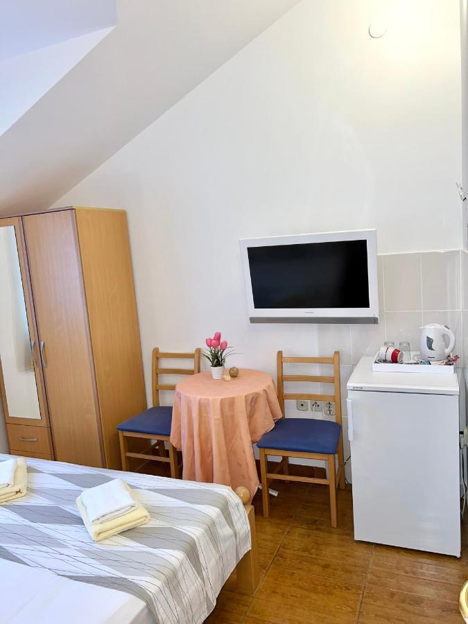 Vespera Apartments 波尔 外观 照片