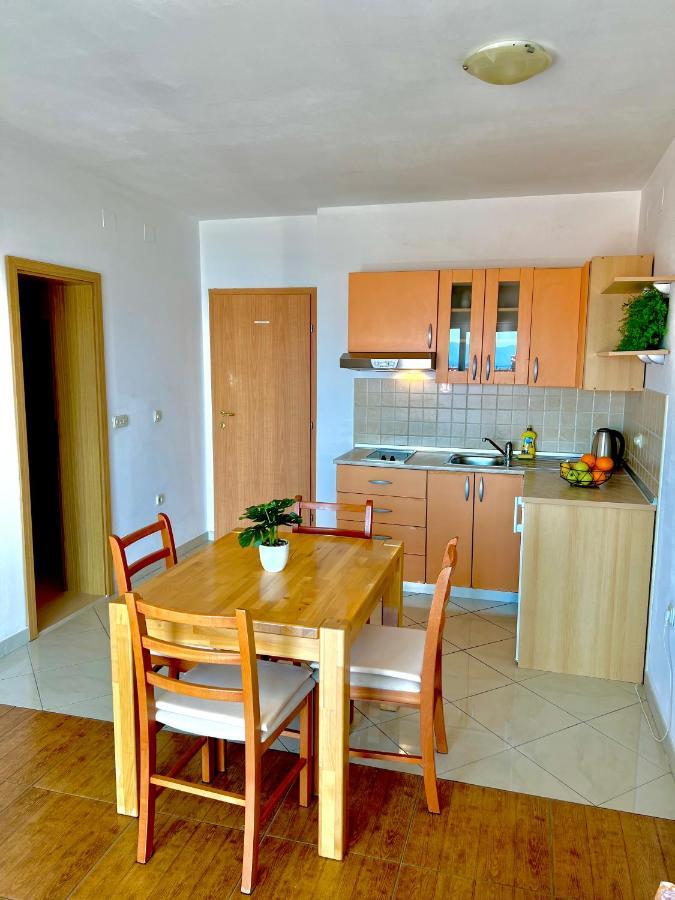 Vespera Apartments 波尔 外观 照片
